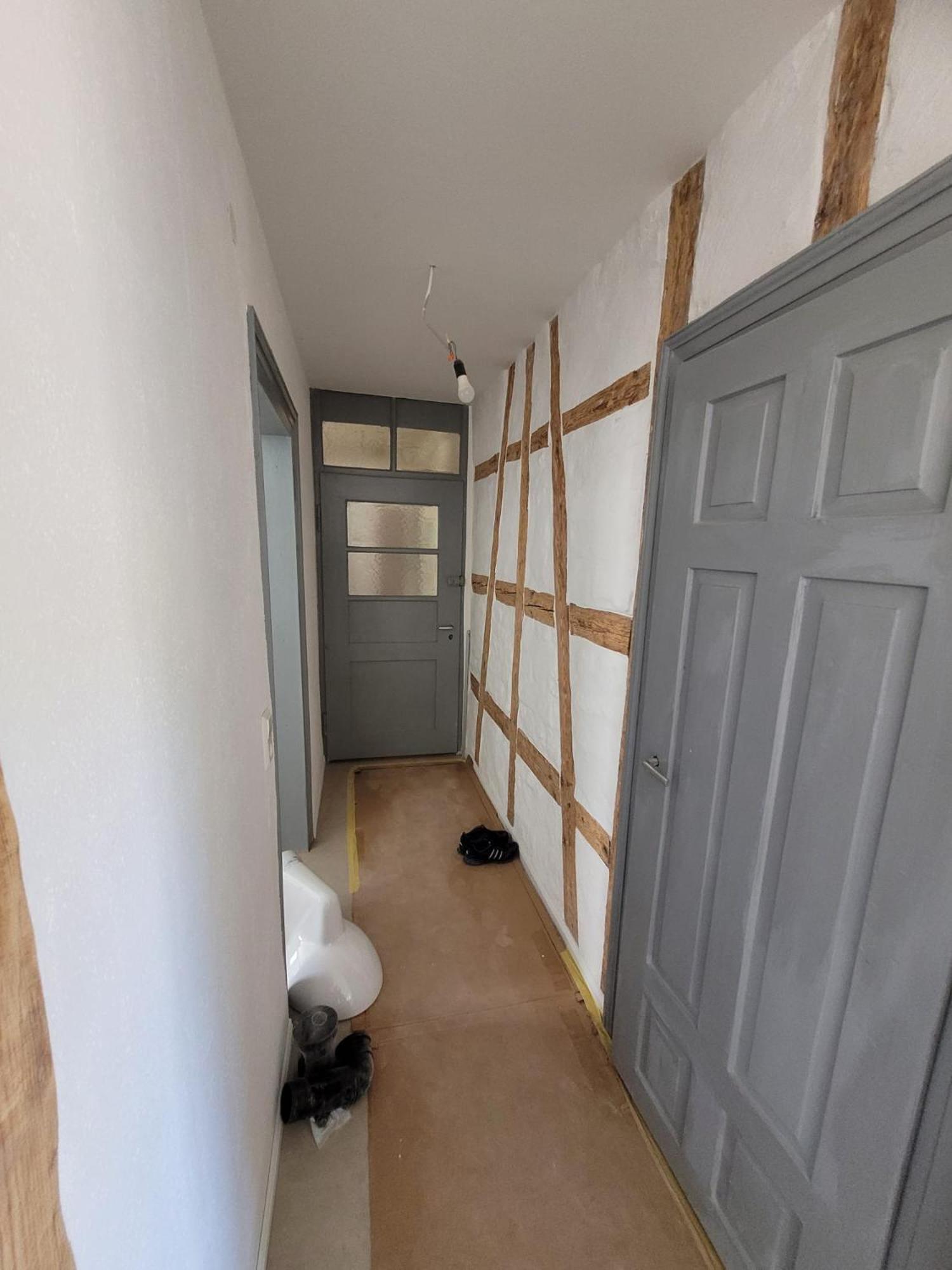 Schoene 3,5 Zimmer Handwerkerwohnung Free Parking Gute Lage ألبشتات المظهر الخارجي الصورة